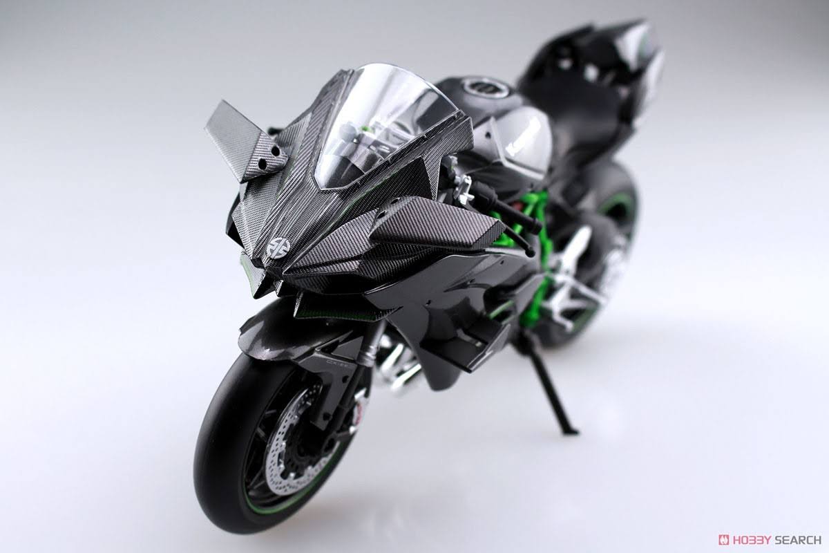 1/12 Scale Kawasaki Ninja H2R Finished Model Y985