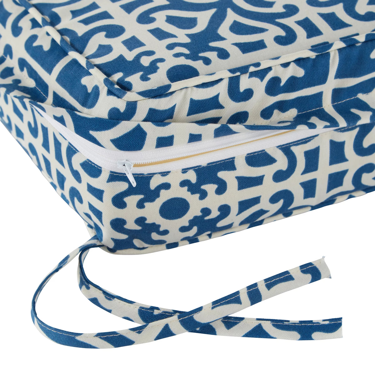 Indigo Lattice Outdoor Deep Seat Cushion Set Q844834