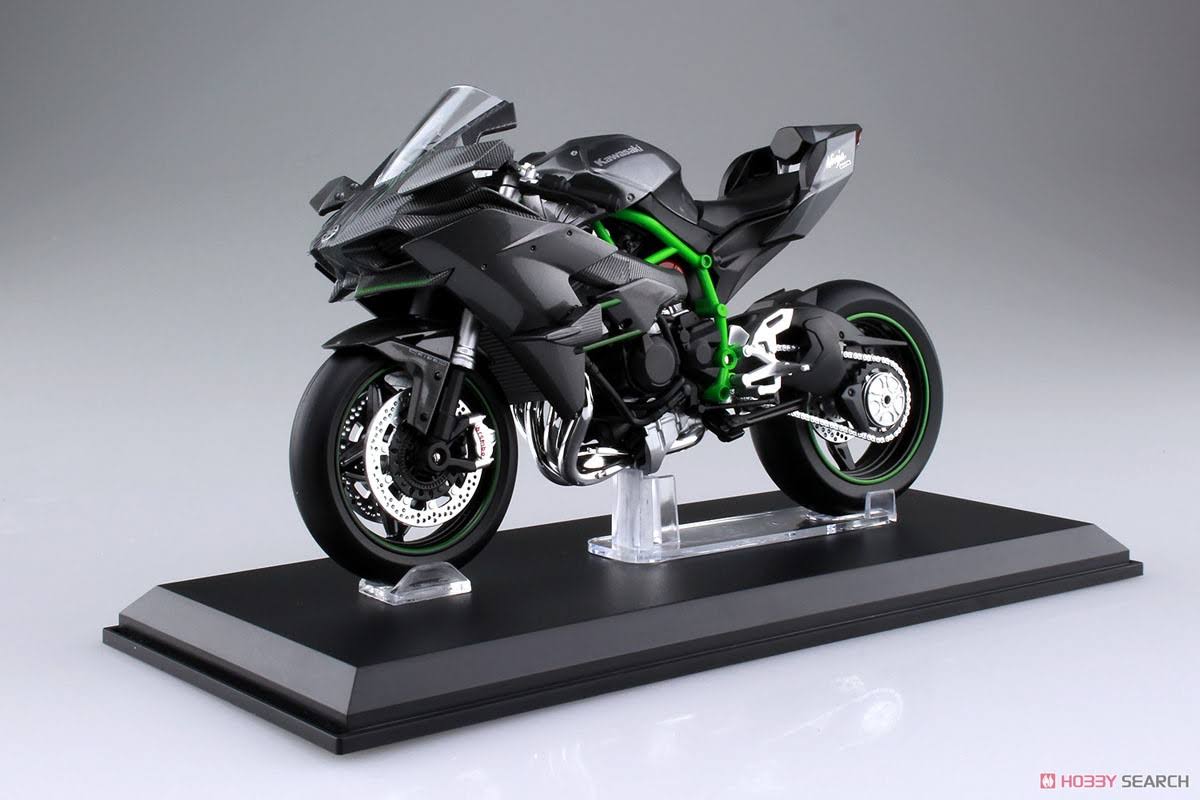 1/12 Scale Kawasaki Ninja H2R Finished Model Y985